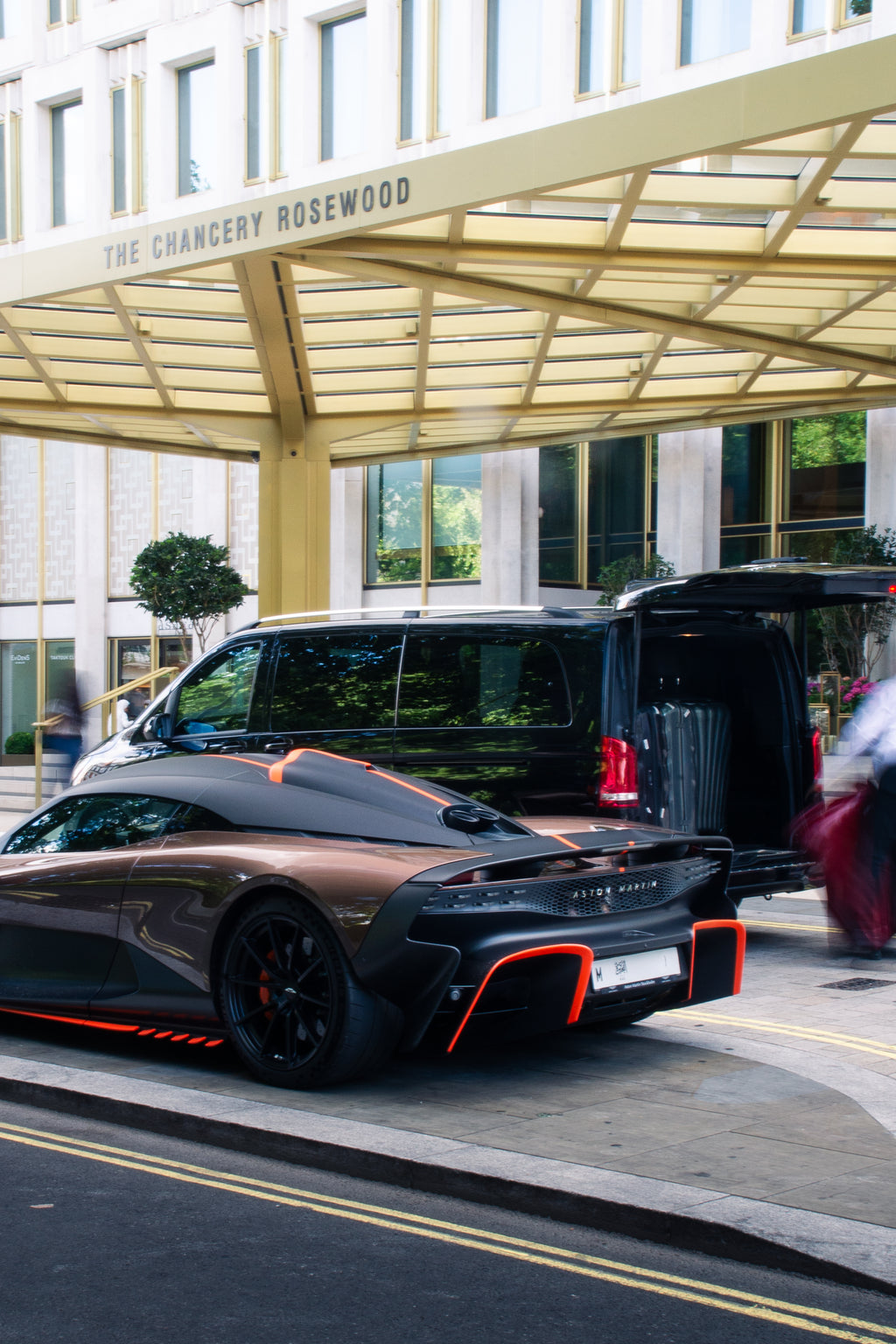 Aston Martin Valhalla photo pack