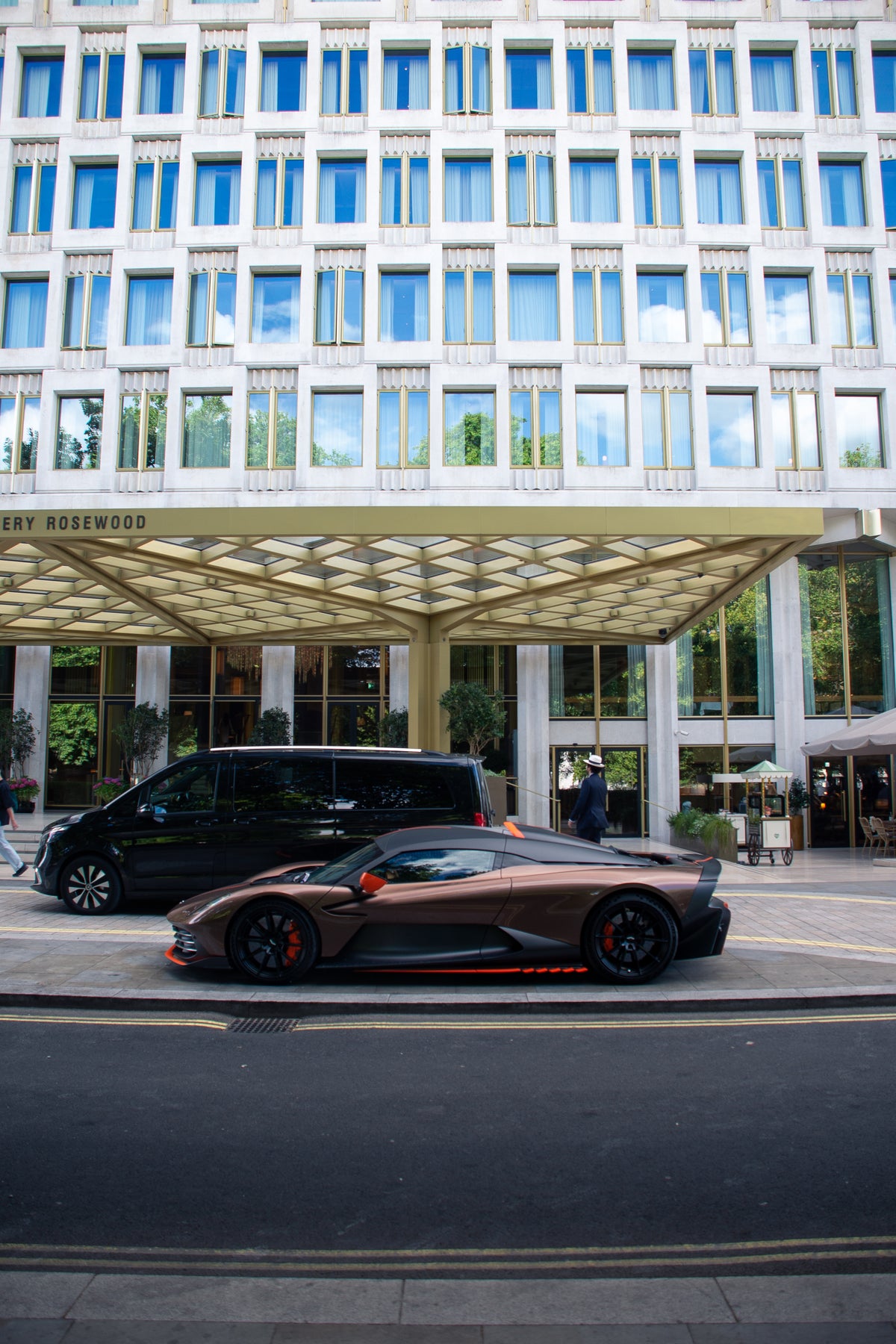 Aston Martin Valhalla photo pack