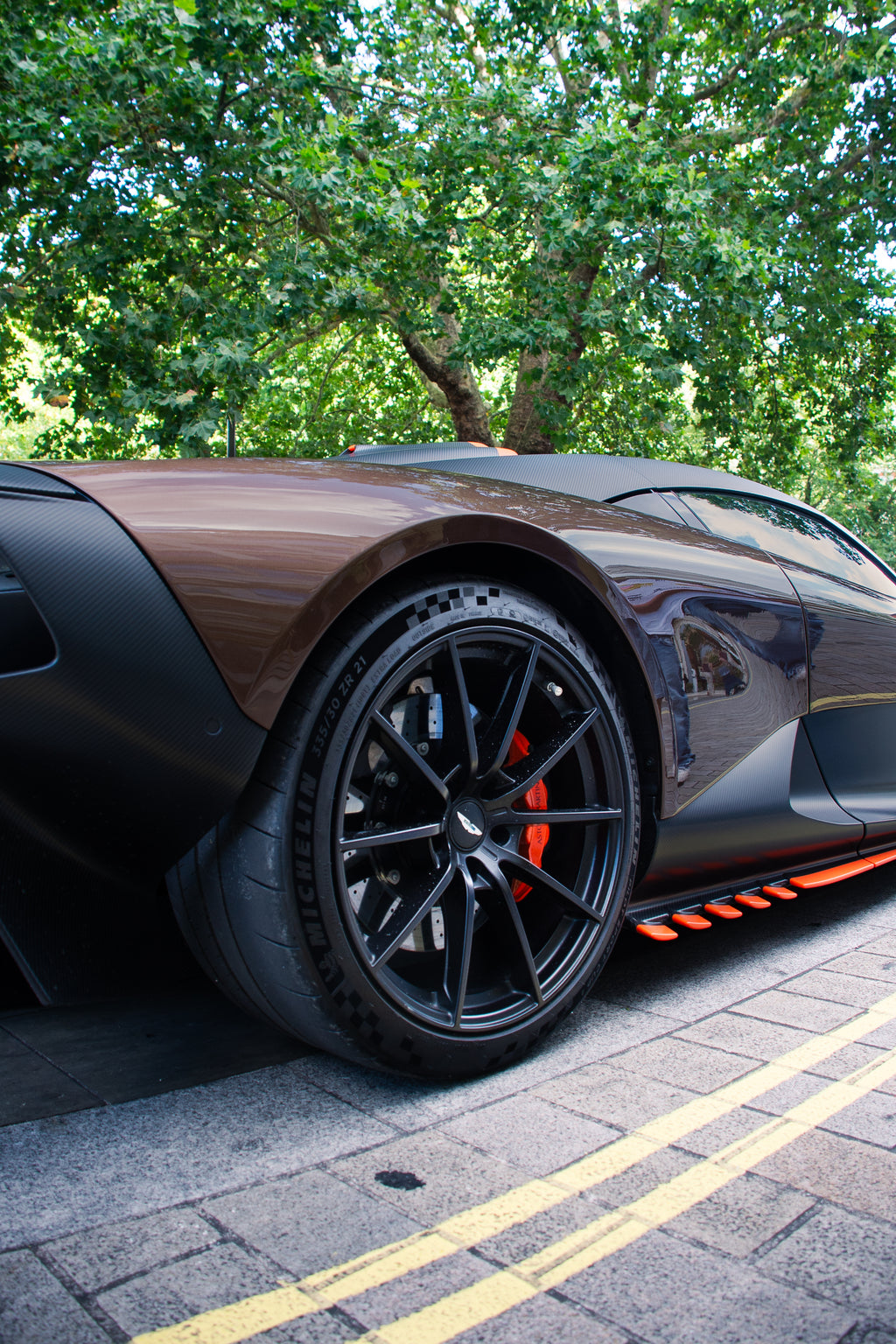Aston Martin Valhalla photo pack