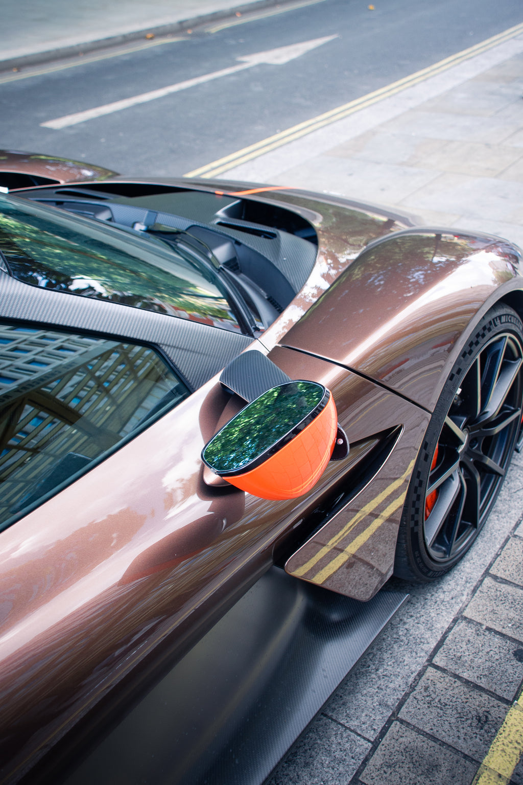 Aston Martin Valhalla photo pack