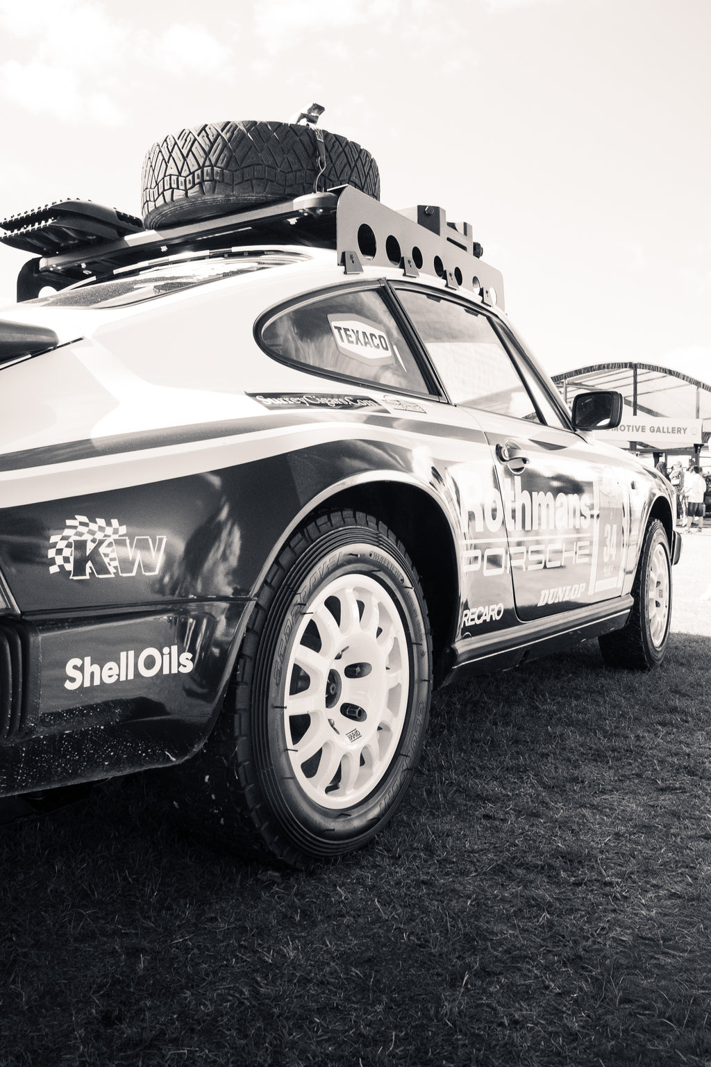 pro porsche photo pack - 20 images